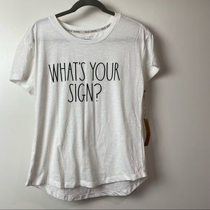 Rae Dunn Sz Small Women's "What's Your Sign?" Astrology Horoscope Lovers Tee